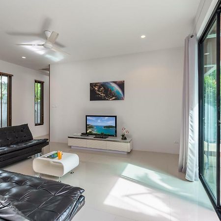 Modern 3Br Boutique Pool Villa By Intira Villas Rawai ภายนอก รูปภาพ